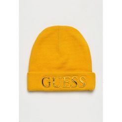 Guess Jeans - Czapka. Pomarańczowe czapki zimowe damskie Guess Jeans, z dzianiny. Za 189,90 zł.