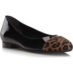 Buty damskie. Czarne baleriny damskie Wittchen, bez wzorów, ze skóry, bez obcasa. W wyprzedaży za 254,91 zł.