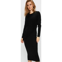 Trussardi Jeans - Sukienka. Czarne sukienki damskie Trussardi Jeans, na co dzień, s, bez wzorów, z wełny, casualowe, z okrągłym kołnierzem, z długim rękawem, długie, midi, proste. W wyprzedaży za 439,90 zł.