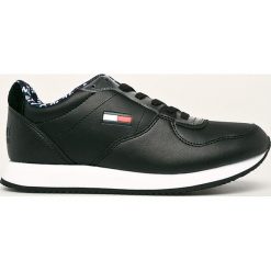 Tommy Jeans - Buty. Różowe buty sportowe damskie Tommy Jeans, bez wzorów, z jeansu, sportowe. W wyprzedaży za 319,90 zł.