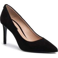 Szpilki PATRIZIA PEPE - 2V8785/A484-K103 Nero. Czarne półbuty damskie Patrizia Pepe, bez wzorów, ze skóry, eleganckie, bez obcasa, na obcasie, bez zapięcia. Za 869,00 zł.