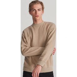 Gładka bluza basic - Beżowy. Brązowe bluzy męskie Reserved, s, bez wzorów, bez kołnierzyka, bez rękawów, bez kaptura. Za 79,99 zł.