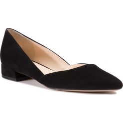 Półbuty HÖGL - 7-102002 Black 0100. Czarne półbuty damskie HÖGL, na co dzień, bez wzorów, ze skóry, bez obcasa, na obcasie, bez zapięcia. W wyprzedaży za 299,00 zł.