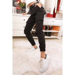 Spodnie RIGAMA BLACK. Czarne jeansy damskie IVET, xl, z jeansu, z podwyższonym stanem. W wyprzedaży za 59,00 zł.