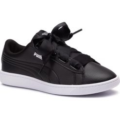 Sneakersy PUMA - Vikky V2 Ribbon Core 369114 01 Black/Puma Silver/White. Czarne sneakersy damskie Puma, ze skóry ekologicznej. W wyprzedaży za 179,99 zł.