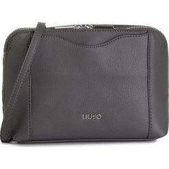 Torebka LIU JO - S Crossbody N69199 E0221 Grape Juice 93803. Szare listonoszki damskie Liu Jo, na imprezę, bez wzorów, ze skóry ekologicznej, bez dodatków. W wyprzedaży za 279,00 zł.