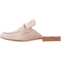 Chodaki damskie: Bronx Klapki taupe