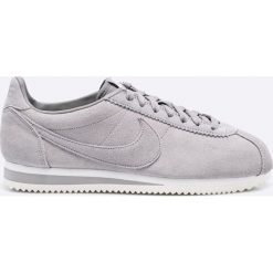 Nike Sportswear - Buty Classic Cortez Se. Szare buty sportowe męskie Nike Sportswear, ze skóry, na sznurówki. W wyprzedaży za 399,90 zł.