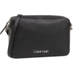 Torebka CALVIN KLEIN - Ck Must Ew Crossbody K60K606666 BAX. Czarne listonoszki damskie Calvin Klein, bez wzorów, ze skóry ekologicznej, bez dodatków. Za 359,00 zł.