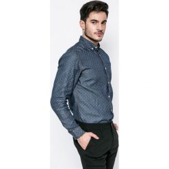 Produkt by Jack & Jones - Koszula. Szare koszule męskie na spinki PRODUKT by Jack & Jones, l, z bawełny, button down, z długim rękawem. W wyprzedaży za 79,90 zł.