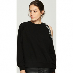 Bluza z odkrytym ramieniem - Czarny. Czarne bluzy damskie marki Sinsay, l. Za 79,99 zł.