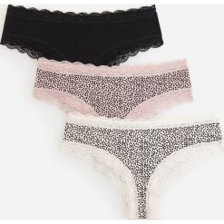 Majtki hipsters z koronką 3 pack - Czarny. Czarne majtki damskie Reserved, s, z koronki. Za 49,99 zł.