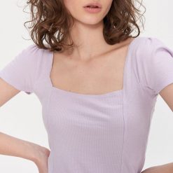 Koszulka z dekoltem karo - Fioletowy. Fioletowe koszulki damskie House, xl, bez wzorów, z dekoltem karo, bez rękawów. Za 29,99 zł.