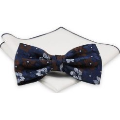 Granatowa Mucha z Białą Poszetką -CHATTIER- Męska, w Brązowo-Białe Kwiaty MUCH0523. Niebieskie muszki męskie Chattier, na imprezę, w paski, eleganckie. Za 44,00 zł.