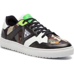 Sneakersy GUESS - Brian FM5BRI LEA12 BLKYE. Czarne sneakersy męskie Guess, na co dzień, z aplikacjami, ze skóry ekologicznej, klasyczne, bez zapięcia. Za 439,00 zł.
