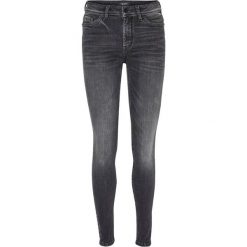 Vero Moda Jeans Skinny Fit black. Szare rurki damskie Vero Moda. W wyprzedaży za 186,15 zł.
