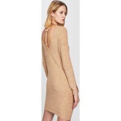 Vero Moda - Sukienka. Brązowe sukienki damskie Vero Moda, na co dzień, s, bez wzorów, z elastanu, casualowe, z okrągłym kołnierzem, bez rękawów, proste. Za 169,90 zł.