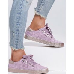 Różowe Tenisówki Happy Summertime. Różowe półbuty damskie Renee, bez wzorów, bez zapięcia. Za 49,99 zł.