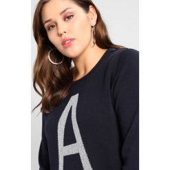 Swetry klasyczne damskie: Zizzi OPENNY KNITTED ALETTER Sweter night comb