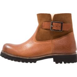 Buty zimowe damskie: Blackstone Botki cognac