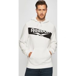 Reebok Classic - Bluza. Białe bluzy męskie s, z nadrukiem, z elastanu, z kapturem. W wyprzedaży za 179,90 zł.