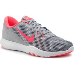 Buty NIKE - Flex Trainer 7 898479 006 Wolf Grey/Racer Pink/Stealth. Szare buty sportowe damskie Nike, bez wzorów, z tworzywa sztucznego, sportowe, na fitness i siłownię, nike flex. W wyprzedaży za 249,00 zł.