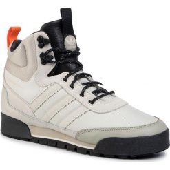 Buty adidas - Baara Boot EE5526 Rawwht/Sesame/Cblack. Brązowe półbuty męskie Adidas, na co dzień, bez wzorów, z zamszu, bez zapięcia. W wyprzedaży za 309,00 zł.