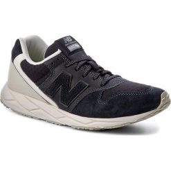 Sneakersy NEW BALANCE - WRT96MC Granatowy. Niebieskie półbuty damskie New Balance, z zamszu. W wyprzedaży za 269,00 zł.
