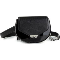 Saszetka nerka HUGO - Victoria Beltbag-P 50424206 001. Czarne nerki damskie HUGO, bez wzorów, ze skóry, młodzieżowe, lakierowane, bez dodatków. W wyprzedaży za 899,00 zł.