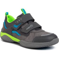 Sneakersy SUPERFIT - 1-006382-2000 S Grau/Grün. Szare trampki chłopięce Superfit, bez wzorów, z weluru, na rzepy. Za 269,00 zł.