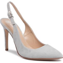 Sandały SOLO FEMME - 34209-A8-G15/000-05-00 Jasny Szary. Szare klapki damskie Solo Femme, bez wzorów, ze skóry, bez obcasa, na obcasie. W wyprzedaży za 229,00 zł.