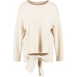 Swetry klasyczne damskie: one more story Sweter beige melange