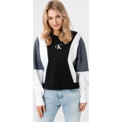 Calvin Klein Bluza Czarny. Czarne bluzy damskie Calvin Klein, m, z nadrukiem, z bawełny, bez rękawów, bez kaptura. Za 497,95 zł.