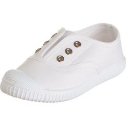 Sneakersy w kolorze białym. Białe trampki dziewczęce Billowy, bez wzorów, bez zapięcia. W wyprzedaży za 42,95 zł.