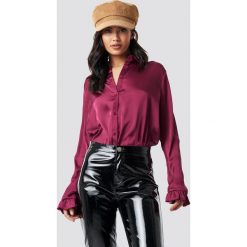 NA-KD Satynowa koszula - Pink,Red. Czerwone koszule damskie NA-KD, z materiału. Za 121,95 zł.