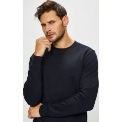 Calvin Klein - Bluza. Niebieskie bluzy męskie Calvin Klein, xl, z nadrukiem, z bawełny, z okrągłym kołnierzem, bez rękawów, bez kaptura. W wyprzedaży za 249,90 zł.
