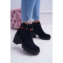 Botki Damskie Na Słupku z Kryształami Czarne Makbet. Czarne botki damskie SEA, eleganckie, z paskami. Za 119,00 zł.