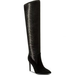 Muszkieterki SCA'VIOLA - F-37 Black Suede. Czarne kozaki damskie Sca'viola, ze skóry, bez obcasa, na obcasie, bez zapięcia. W wyprzedaży za 529,00 zł.
