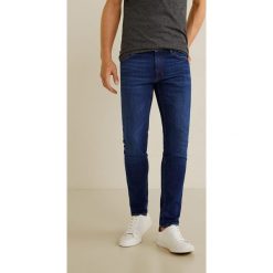 Mango Man - Jeansy Jude5. Zielone jeansy męskie Mango Man, z aplikacjami. Za 139,90 zł.