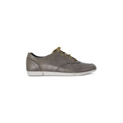 Baleriny Clarks TRI ACTOR SILVER. Szare baleriny damskie Clarks, bez wzorów, bez obcasa. Za 333,82 zł.