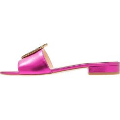 Klapki damskie: Jessica Simpson CRIZMA Klapki lux magenta