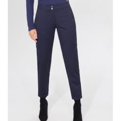 Eleganckie spodnie skinny - Niebieski. Niebieskie spodnie damskie Mohito, bez wzorów. W wyprzedaży za 39,99 zł.