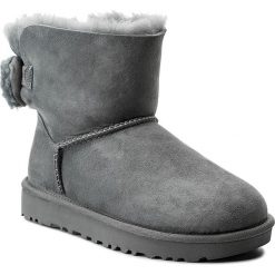 Buty UGG - W Arielle 1019625 W/Gys. Szare kozaki damskie skórzane marki Ugg. W wyprzedaży za 489,00 zł.