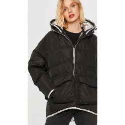 Pinko - Kurtka. Czarne kurtki damskie Pinko, s, bez wzorów, z poliesteru, klasyczne, krótkie, z kapturem. Za 1739,00 zł.