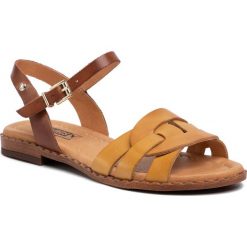 Sandały PIKOLINOS - W0X-0868C1 Honey. Pomarańczowe klapki damskie Pikolinos, bez wzorów, ze skóry, bez obcasa, na obcasie. Za 389,00 zł.