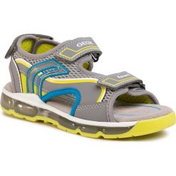 Sandały GEOX - J S.Android B. B J020QB 014BU C0666 D Grey/Lime. Szare sandały chłopięce Geox, ze skóry ekologicznej, bez zapięcia. Za 309,00 zł.