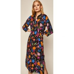Medicine - Sukienka Boho Breeze. Czarne sukienki damskie MEDICINE, na co dzień, s, w kwiaty, z wiskozy, casualowe, bez kołnierzyka, bez rękawów, midi, proste. W wyprzedaży za 119,90 zł.