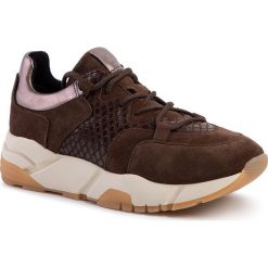 Sneakersy TAMARIS - 1-23761-33 Maroon Comb 321. Pomarańczowe półbuty damskie Tamaris, z zamszu. W wyprzedaży za 199,00 zł.