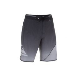 Boardshort New Wave. Czarne bokserki męskie marki Quiksilver. Za 249,99 zł.