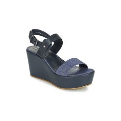 Sandały G-Star Raw REMI PLATEAU. Niebieskie sandały damskie G-Star RAW, bez wzorów, retro, bez obcasa, bez zapięcia. Za 463,20 zł.